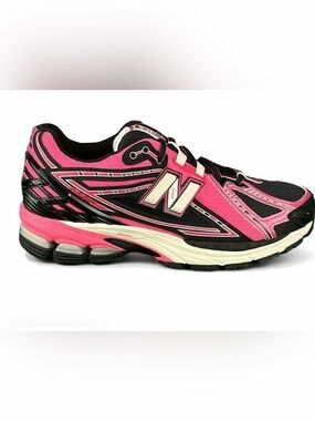New Balance Women's Pink and Black